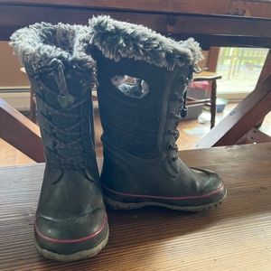 Girls bogs boots